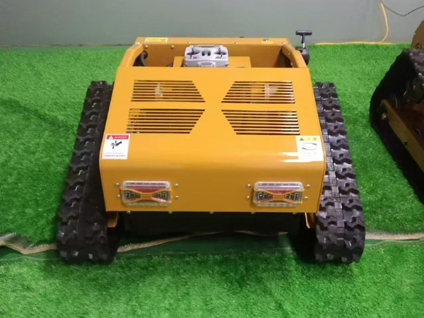 遙控履帶割草機
